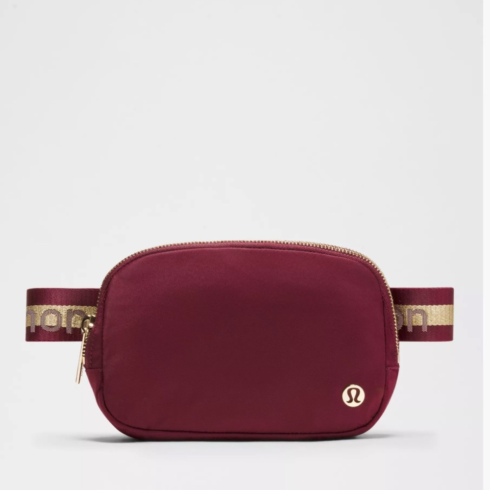 Lululemon Belt bag